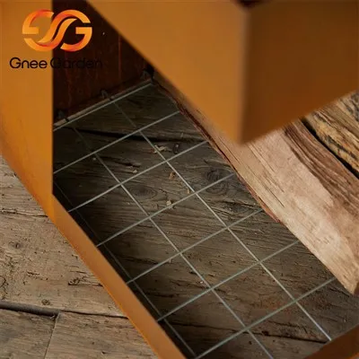 Camino freestanding in acciaio corten